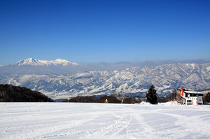 skiarea03.jpg
